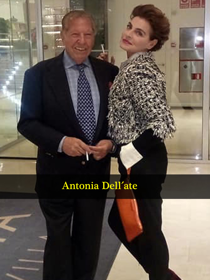 Julio Ayesa Antonia dellatte